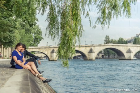 Aline Deguy, Aline Deguy Photographe, Photographe couple, Photos de couple Paris, Photographe Paris, blog photo, Photographe 92, Pont Alexandre III, Pont des arts, photo de couple Louvre, Photographie couple paris