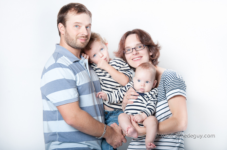 photographe studio, photographe paris, photographe bébé, séance photo studio famille, enfant, bébé, hauts de seine, paris, nanterre, puteaux, neuilly, boulogne, courbevoie, rueil, suresnes, aline deguy, photographe lifestyle, photographe mariage