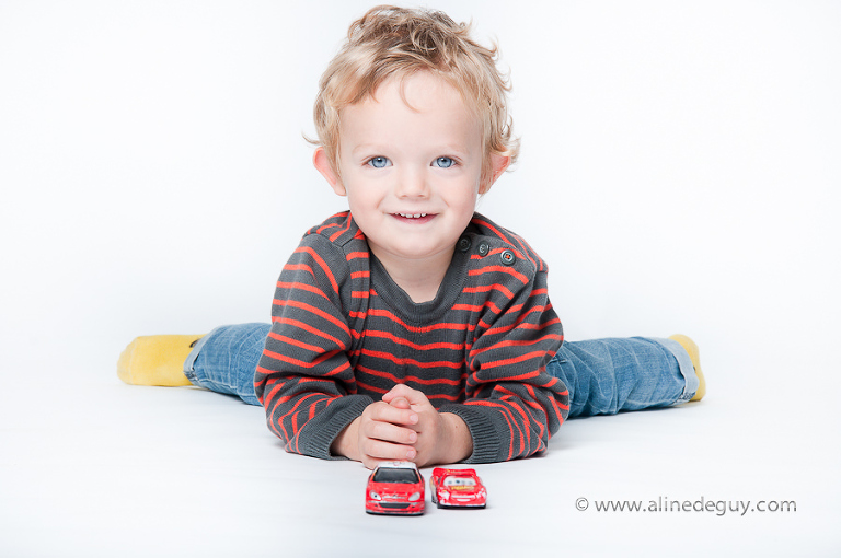 photographe studio, photographe paris, photographe bébé, séance photo studio famille, enfant, bébé, hauts de seine, paris, nanterre, puteaux, neuilly, boulogne, courbevoie, rueil, suresnes, aline deguy, photographe lifestyle, photographe mariage