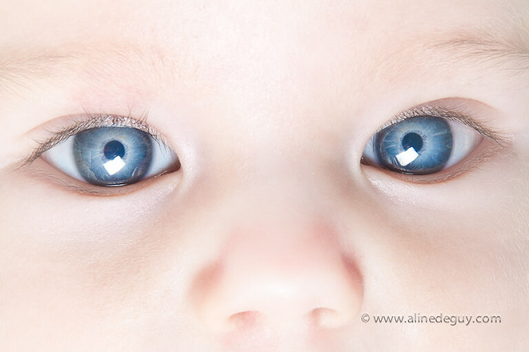 photographe studio, photographe paris, photographe bébé, séance photo studio famille, enfant, bébé, hauts de seine, paris, nanterre, puteaux, neuilly, boulogne, courbevoie, rueil, suresnes, aline deguy, photographe lifestyle, photographe mariage