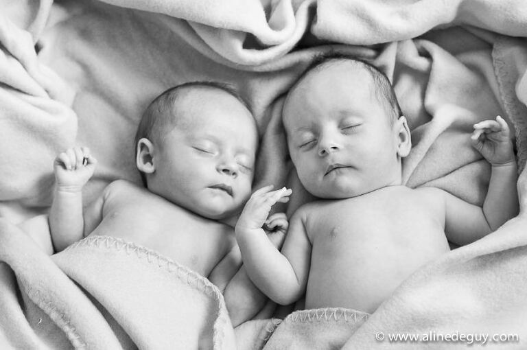 Aline Deguy, photographe aline deguy, photographe bébé 91, photographe bébé 92, photographe bébé 94, photographe bébé 95, photographe bébé boulogne, photographe bébé nanterre, photographe bébé neuilly, photographe bébé paris, photographe bébé puteaux, photographe bébé rueil, photographe bébé suresnes, photographe jumeaux 91, photographe jumeaux 92, photographe jumeaux 94, photographe jumeaux 95, photographe montpellier, Photographe Nîmes, photographe nouveau né 34, photographe nouveau né à domicile, photographe nouveau né montpellier, photographe nouveau-né, photographe nouveau-né 91, photographe nouveau-né 92, photographe nouveau-né 94, photographe nouveau-né 95, photographe nouveau-né boulogne, photographe nouveau-né puteaux, photographe nouveau-né rueil, séance photo à domicile nouveau-né