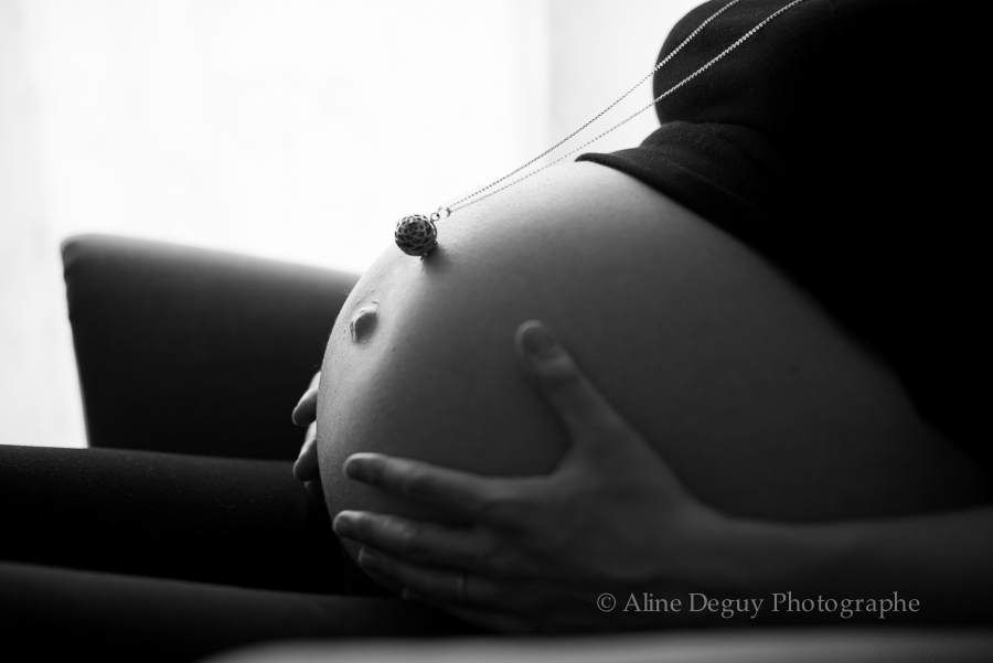 Photographe femme enceinte, grossesse, domicile, studio, aline deguy, Nanterre, Suresnes, Puteaux, La Garenne Colombes, Rueil, Neuilly, Courbevoie, Asnières