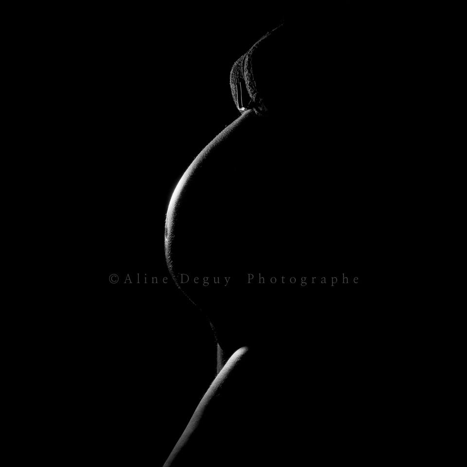 Photographe femme enceinte, grossesse, domicile, studio, aline deguy, Nanterre, Suresnes, Puteaux, La Garenne Colombes, Rueil, Neuilly, Courbevoie, Asnières