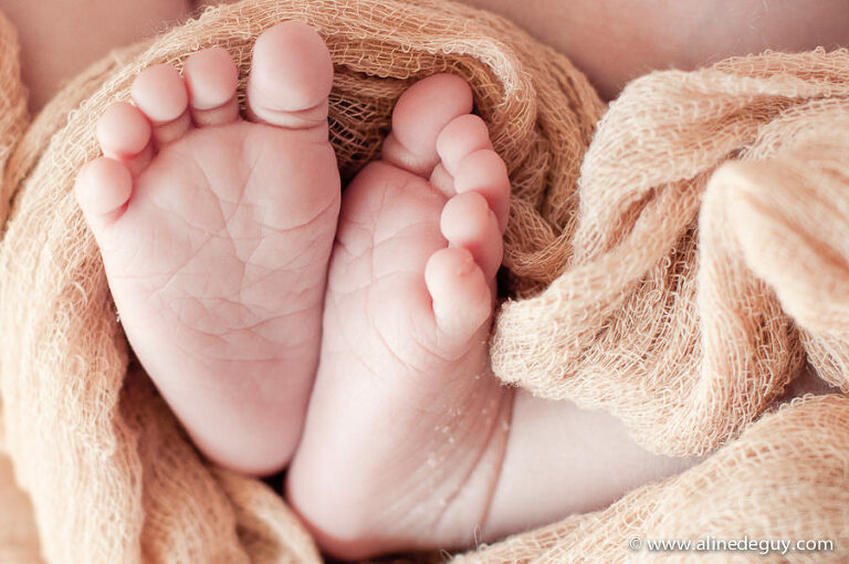 Aline Deguy, photographe aline deguy, photographe bébé 91, photographe bébé 92, photographe bébé 94, photographe bébé 95, photographe bébé boulogne, photographe bébé nanterre, photographe bébé neuilly, photographe bébé paris, photographe bébé puteaux, photographe bébé rueil, photographe bébé suresnes, photographe nouveau né à domicile, photographe nouveau-né, photographe nouveau-né 91, photographe nouveau-né 92, photographe nouveau-né 94, photographe nouveau-né 95, photographe nouveau-né boulogne, photographe nouveau-né puteaux, photographe nouveau-né rueil, photographe nouveau-né studio 92, photos bébé studio