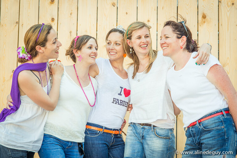 Aline Deguy, Aline Deguy photographe, EVJF Paris, photographe EVJF, photographe EVJF Paris, photographe mariage 92, photographe mariage paris, photos EVJF originales, photos Louvre, publication blog, séance photo entre copines, blog photographe, photographe enterrement vie de jeune fille