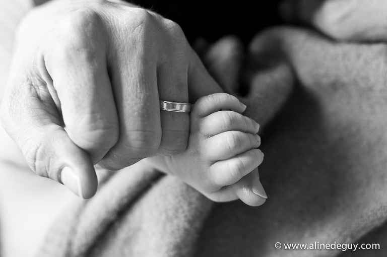 photographe aline deguy, photographe bébé 91, photographe bébé 92, photographe bébé 94, photographe bébé 95, photographe bébé boulogne, photographe bébé nanterre, photographe bébé neuilly, photographe bébé paris, photographe bébé puteaux, photographe bébé rueil, photographe bébé suresnes, photographe jumeaux 91, photographe jumeaux 92, photographe jumeaux 94, photographe jumeaux 95, photographe montpellier, Photographe Nîmes, photographe nouveau né 34, photographe nouveau né à domicile, photographe nouveau né montpellier, photographe nouveau-né, photographe nouveau-né 91, photographe nouveau-né 92, photographe nouveau-né 94, photographe nouveau-né 95, photographe nouveau-né boulogne, photographe nouveau-né puteaux, photographe nouveau-né rueil, photographe nouveau-né studio 92, photographe studio paris, photos bébé studio, photos originales bébé, studio Aline Deguy