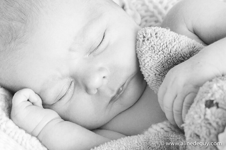 photographe aline deguy, photographe bébé 91, photographe bébé 92, photographe bébé 94, photographe bébé 95, photographe bébé boulogne, photographe bébé nanterre, photographe bébé neuilly, photographe bébé paris, photographe bébé puteaux, photographe bébé rueil, photographe bébé suresnes, photographe jumeaux 91, photographe jumeaux 92, photographe jumeaux 94, photographe jumeaux 95, photographe montpellier, Photographe Nîmes, photographe nouveau né 34, photographe nouveau né à domicile, photographe nouveau né montpellier, photographe nouveau-né, photographe nouveau-né 91, photographe nouveau-né 92, photographe nouveau-né 94, photographe nouveau-né 95, photographe nouveau-né boulogne, photographe nouveau-né puteaux, photographe nouveau-né rueil, photographe nouveau-né studio 92, photographe studio paris, photos bébé studio, photos originales bébé, studio Aline Deguy