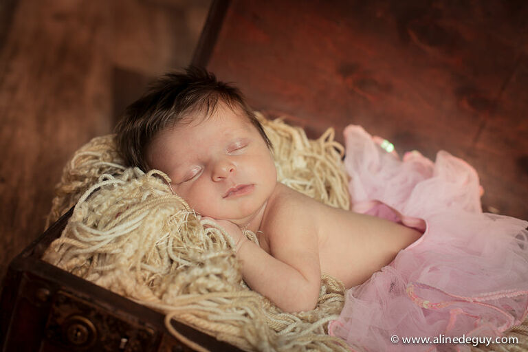 Aline Deguy, Aline Deguy photographe, blog bébé, blog future maman, grossesse, idée cadeau baby shower, idée cadeau future maman, idée cadeau naissance, nanterre, photographe, photographe 92, photographe aline deguy, photographe bébé, photographe bébé 91, photographe bébé 92, photographe bébé 94, photographe bébé 95, photographe bébé boulogne, photographe bébé nanterre, photographe bébé neuilly, photographe bébé paris, photographe bébé puteaux, photographe bébé rueil, photographe bébé suresnes, photographe femme enceinte, photographe femme enceinte 91, photographe femme enceinte 92, photographe femme enceinte 94, photographe femme enceinte Paris, photographe femme enceinte studio, photographe future maman paris, photographe grossesse studio paris, Photographe hauts de seine, photographe jumeaux 91, photographe jumeaux 92, photographe jumeaux 94, photographe jumeaux 95, photographe montpellier, photographe Nanterre, photographe neuilly, photographe Neuilly sur seine, Photographe Nîmes, photographe nouveau né 34, photographe nouveau né à domicile, photographe nouveau né montpellier, photographe nouveau-né, photographe nouveau-né 91, photographe nouveau-né 92, photographe nouveau-né 94, photographe nouveau-né 95, photographe nouveau-né boulogne, photographe nouveau-né puteaux, photographe nouveau-né rueil, photographe nouveau-né studio 92, photographe Paris, photographe puteaux, photographe rueil, photographe studio, photographe studio paris, photographe suresnes, photos bébé studio, photos originales bébé, Rueil, site bébé, site future maman, site grossesse, studio Aline Deguy