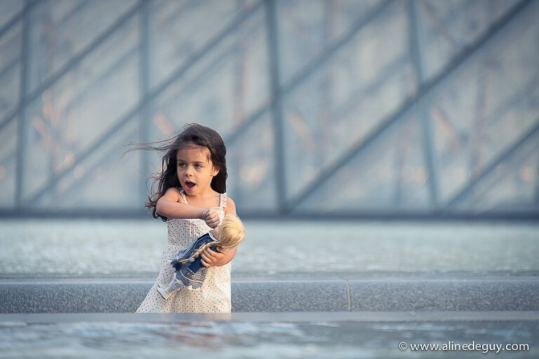 photographe enfant paris, portrait d'enfant extérieur, photographe famille, photographe aline deguy, casting kiabi, gagnante concours kiabi, Lina, enfant mannequin, book enfant, agence de mannequin pour enfant