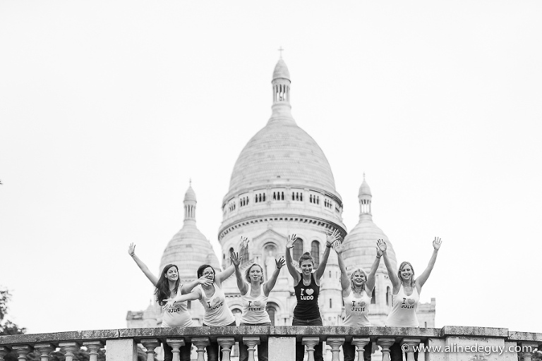 Aline Deguy, Aline Deguy photographe, blog photographe, enterrement de vie de jeune fille, EVJF Paris, photographe enterrement vie de jeune fille, photographe EVJF, photographe EVJF Paris, photographe mariage 92, photographe mariage paris, photos EVJF originales, photos montmartre, publication blog, séance photo entre copines