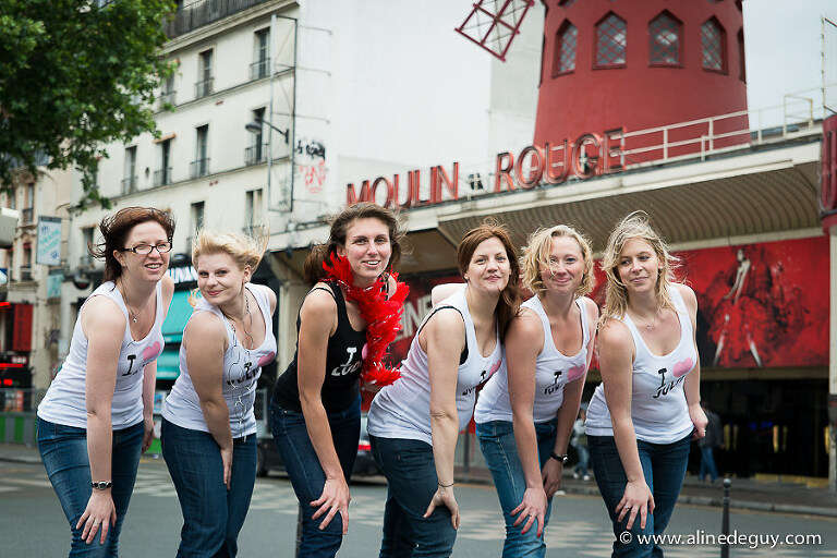 Aline Deguy, Aline Deguy photographe, blog photographe, enterrement de vie de jeune fille, EVJF Paris, photographe enterrement vie de jeune fille, photographe EVJF, photographe EVJF Paris, photographe mariage 92, photographe mariage paris, photos EVJF originales, photos montmartre, publication blog, séance photo entre copines