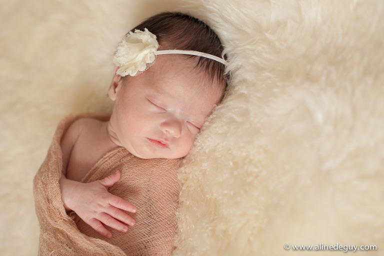 photographe nouveau né neuilly, photographe saint cloud, puteaux, boulogne, la garenne colombes, levallois perret, asnières