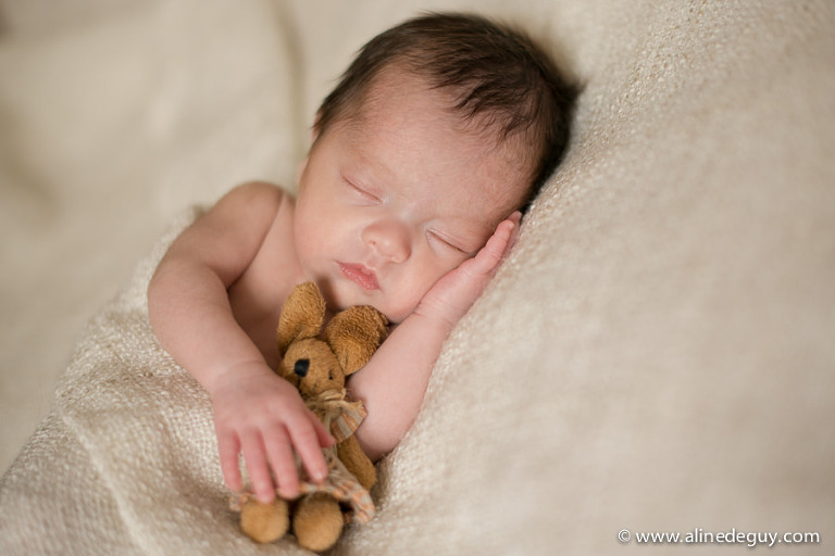 photographe bébé, photographe spécialisé nouveau né, naissance, maternité