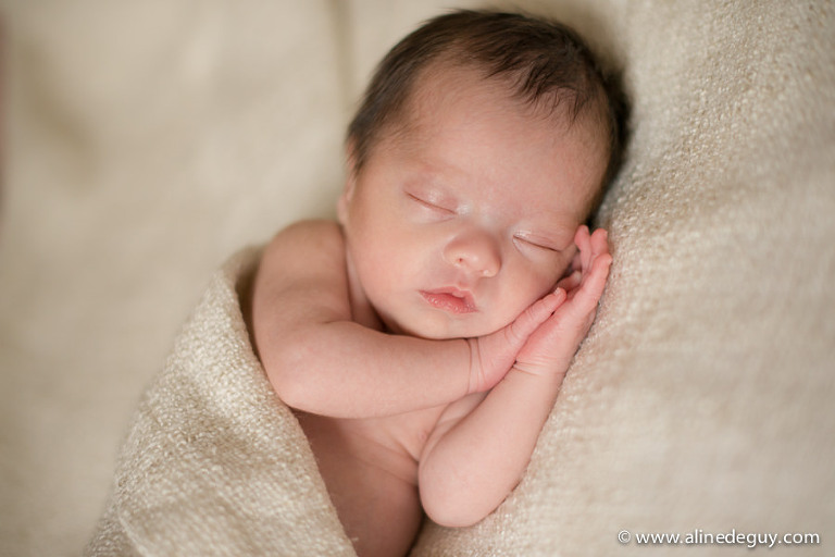 photographe nouveau né neuilly, photographe saint cloud, puteaux, boulogne, la garenne colombes, levallois perret, asnières