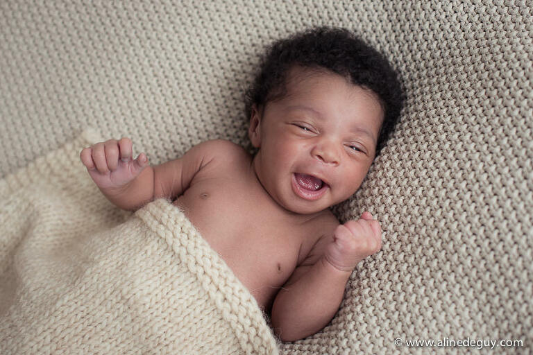 photographe bébé, sourire
