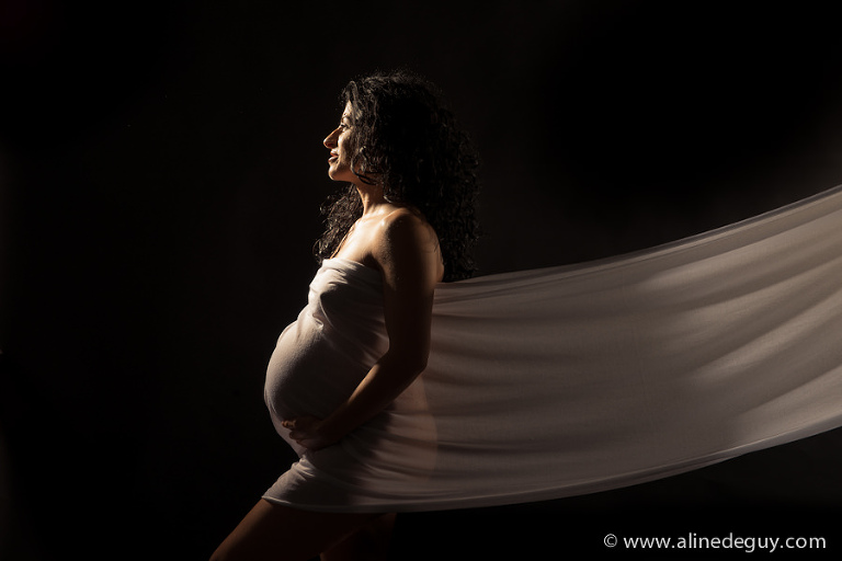 photographe future maman, femme enceinte, grossesse, studio, paris, 92, 91, 94, 95, 78