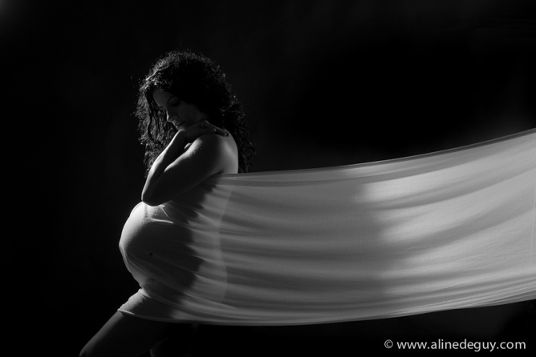 photographe studio maternité, grossesse, future maman, naissance, spécialiste maternité