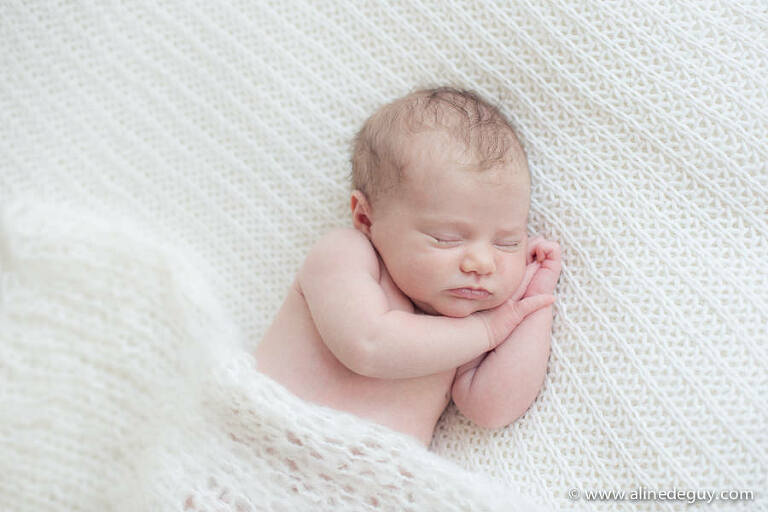 photo bébé endormi, photo nouveau né posée, photographe style anne geddes, photographe naissance, 91, 92, 93, 94, 95, 77, 78