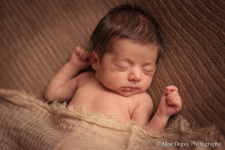 Vallangoujard (95810) Valmondois (95760) Vaudherland (95500) Vauréal (95490) Vémars (95470) Vétheuil (95510) Viarmes (95270) Vienne-en-Arthies (95510) Vigny (95450) Villaines-sous-Bois (95570) Villeron (95380) Villers-en-Arthies (95510) Villiers-Adam (95840) Villiers-le-Bel (95400) Villiers-le-Sec (95720) , photographe nouveau né, bébé, naissance, bon cadeau photo