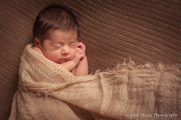 photographe bébé 95, nouveau né, val d'oise, paris, neuilly, nanterre, la garenne colombes, boulogne, puteaux, suresnes, saint cloud