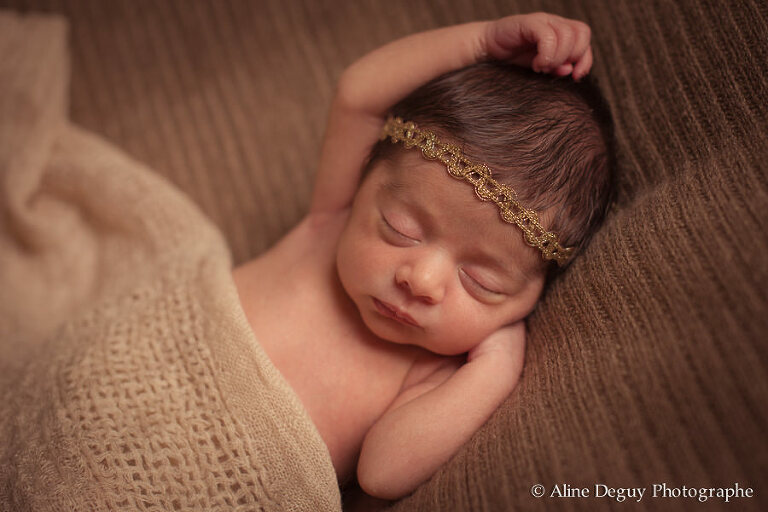 photographe nouveau né, bébé, naissance, maternité, 95, val d'oise, femme enceinte, photo studio, séance photo naissance