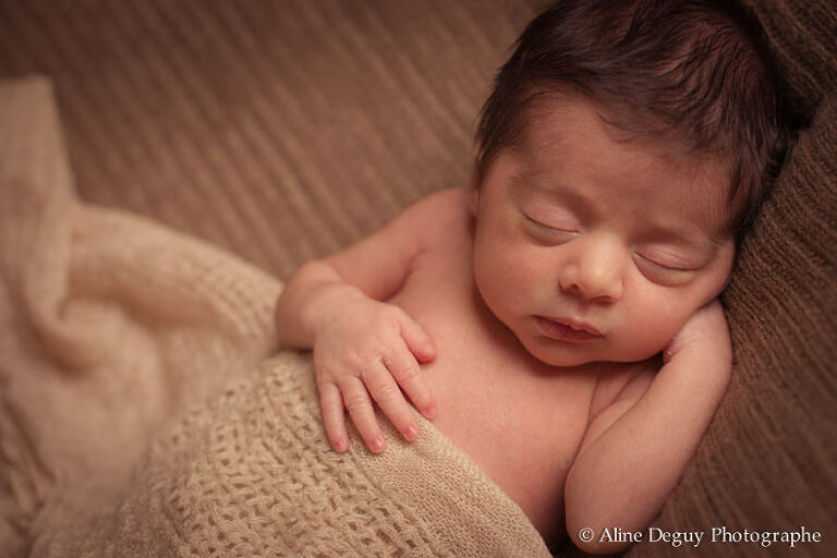 photographe naissance, nouveau né, 95, future maman,blog maman, photographie bébé endormi