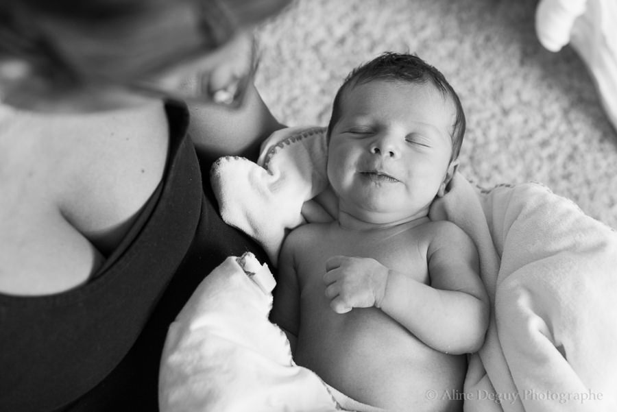 Photographe Nouveau Ne A Domicile Surenes 92 Robin Aline Deguy Photographe Femme Enceinte Nouveau Ne Et Bebe Et Suivi Des Familles Studio