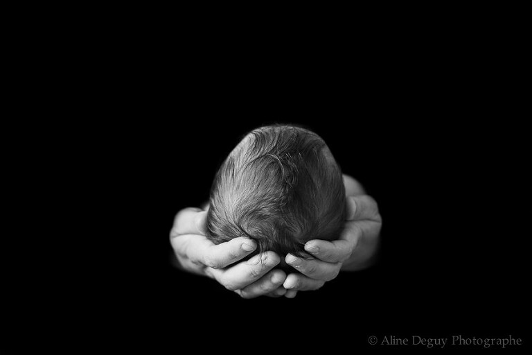 photographe bébé,nouveau né, bon cadeau femme enceinte, shooting cadeau naissance, carte cadeau, idée originale cadeau femme enceinte