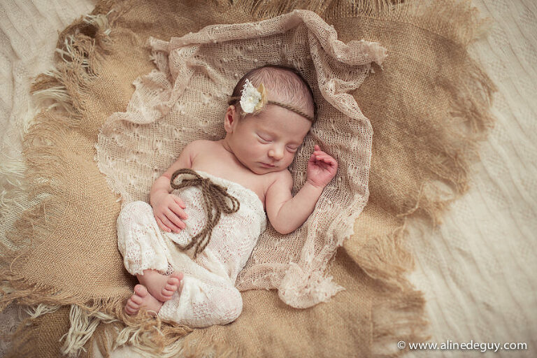 photographe nouveau-né, bébé, idée cadeau femme enceinte, liste naissance, 91, 92, 93, 94, 95, paris, nanterre, puteaux, suresnes, courbevoie, boulogne, chatou, la garenne colombes, issy les moulineaux, vanves, saint cloud, rueil