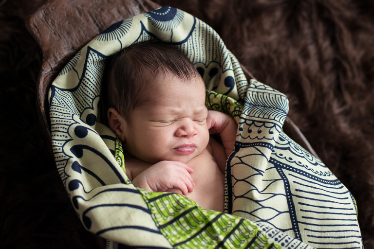 photographe grossesse, bebe, idée cadeau , bon cadeau, idée originale naissance, pagne africain, kéziaah, nouveau-ne