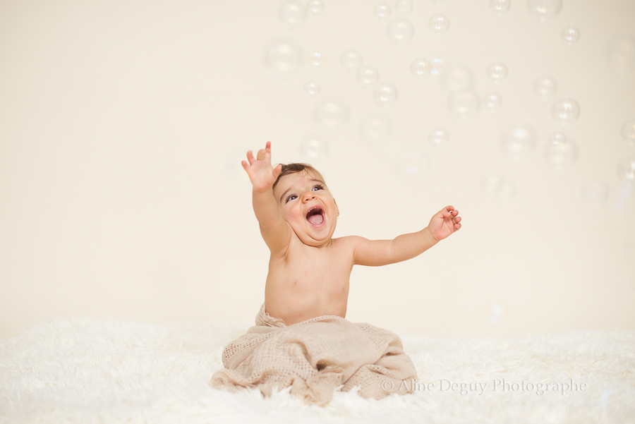 Photographe Specialise Bebe Seance Photo Studio 6 9 Mois Sacha Aline Deguy Photographe Femme Enceinte Nouveau Ne Et Bebe Et Suivi Des Familles Studio