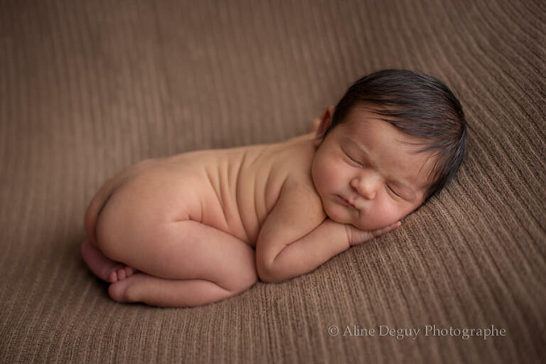 photographe nouveau-ne, bebe, 77, 78, 91, 92, 93, 94, 95, Aline Deguy, Aline Deguy photographe, antony, asnières sur seine, bagneux, bois colombes, bon cadeau photographe, bon cadeau séance photo, Boulogne, boulogne billancourt, bourg la reine, carte cadeau séance photo, chatenay malabry, chatou, chaville, clamart, Clichy, colombes, Courbevoie, femme enceinte, fontenay aux roses, future maman, garches, gennevilliers, grossesse, idée cadeau baby shower, idée cadeau naissance, idée originale naissance, issy les moulineaux, la Défense, la garenne colombes, le plessis robinson, levallois perret, malakoff, marnes la coquette, maternité, meudon, montrouge, naissance, nanterre, neuilly, neuilly sur seine, Paris, photographe 92, photographe bébé, photographe famille 92, photographe grossesse 91, Puteaux, Rueil, rueil malmaison, saint cloud, sceaux, séance photo photographe, sèvres, Suresnes, vanves, vaucresson, ville d’avray, villeneuve la garenne