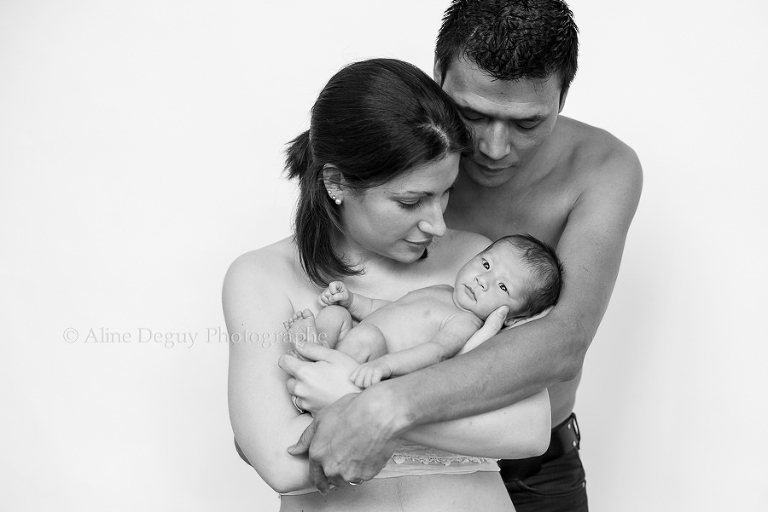 Photo naissance, famille, studio, nouveau-né, parents, séance photo, Paris, 92, Nanterre