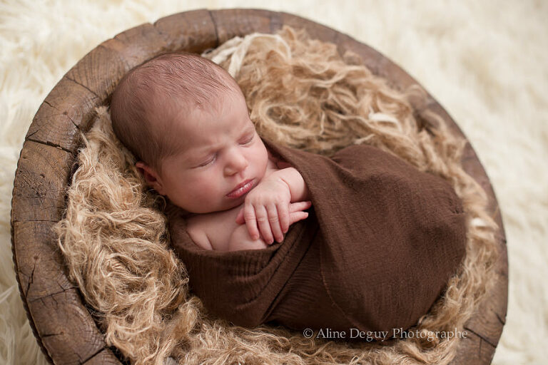 portrait bébé, studio, naissance, maternité, nouveau-né, aline deguy
