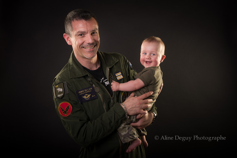 photo, bébé, papa, armée de l'air, famille, studio, Nanterre, Paris
