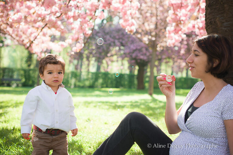 photographe famille, grossesse, séance photo extérieur, aline deguy, paris, sceaux