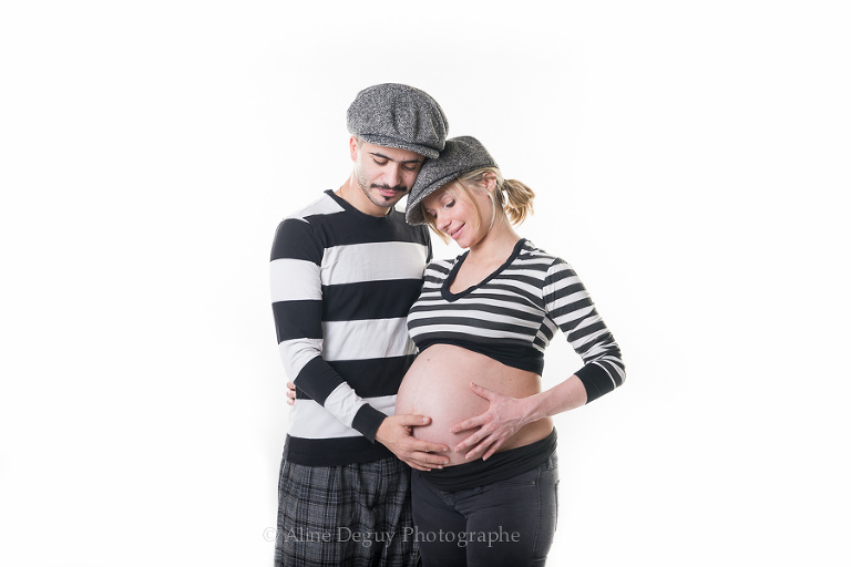 photographe grossesse, femme enceinte, couple, studio