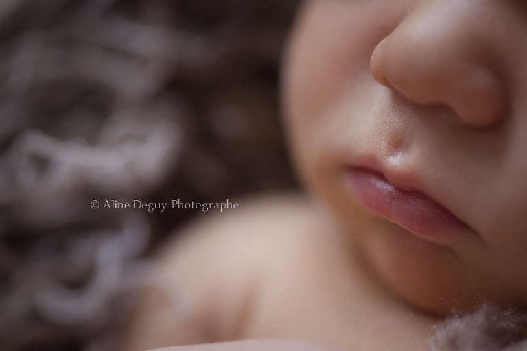 formation, photographe, bébé, studio, lumière naturelle, nouveau-né, newborn poing, France, Aline Deguy, Paris, 92, Hauts de Seine, Région Parisienne