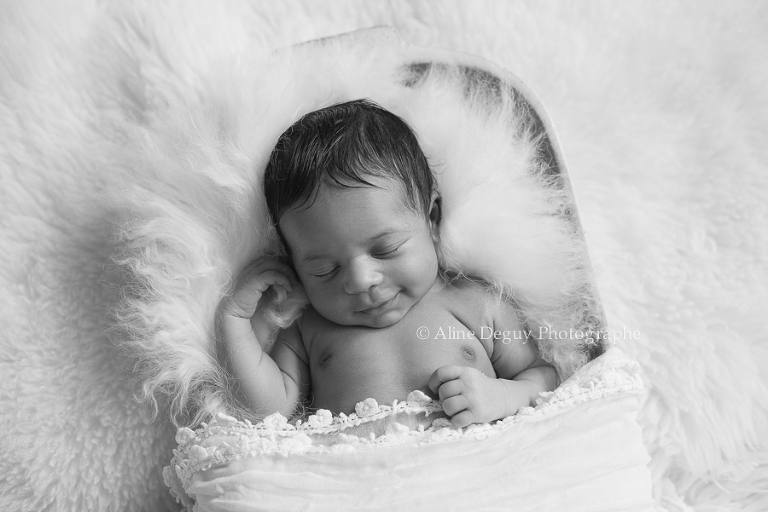 formation, photographe, bébé, studio, lumière naturelle, nouveau-né, newborn posing, France, Aline Deguy, Paris, 92, Hauts de Seine, Région Parisienne