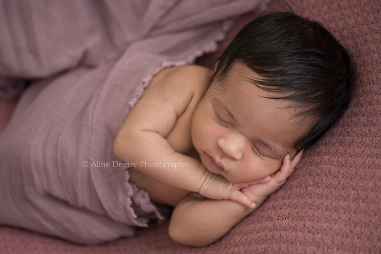 formation, photographe, bébé, studio, lumière naturelle, nouveau-né, newborn posing, France, Aline Deguy, Paris, 92, Hauts de Seine, Région Parisienne