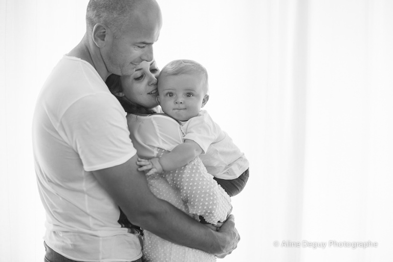 Séance photo famille, studio, photographe Aline Deguy