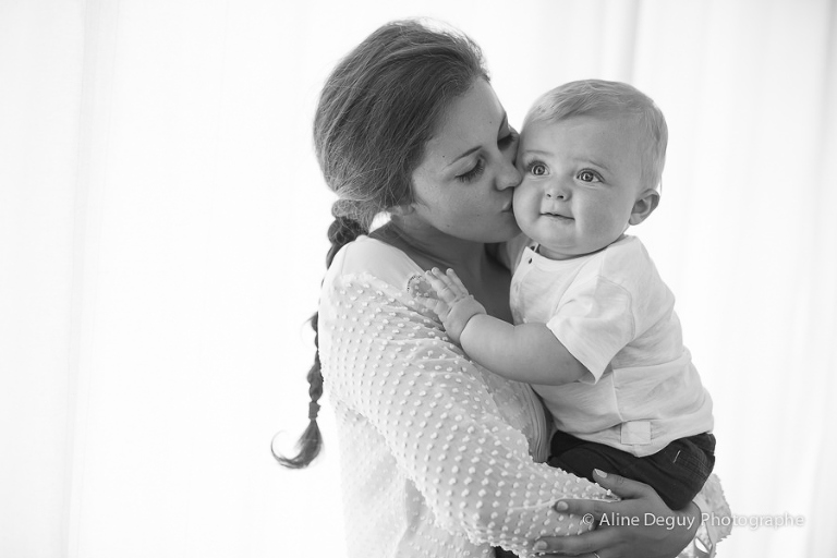 Séance photo famille, studio, photographe Aline Deguy