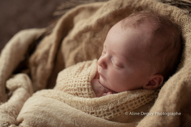 photo bébé endormi, nouveau-né, naissance, Paris