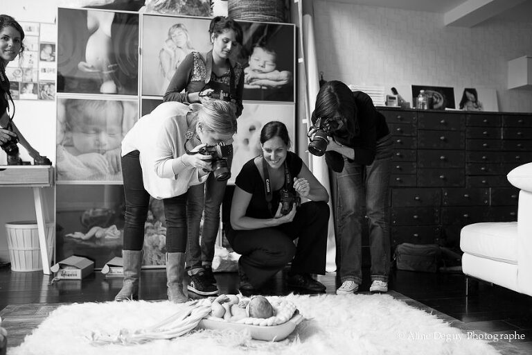 92, Aline Deguy, Amien, Angers, bébé, Bordeaux, Brest, Bretagne, Caen, Dijon, Formation, France, french, Grenoble, hauts de seine, Le Mans, Lille, Limoges, lumière naturelle, Lunel, Lyon, Marseille, Montpellier, Nancy, Nantes, Nevers, Newborn Posing, Nimes, nouveau né, Orléans, Paris, photographe, photographie, Poitiers, région parisienne, Reims, Rennes, Strasbourg, studio, technique, Toulouse, Valence