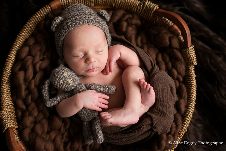 92, Aline Deguy, Amien, Angers, bébé, Bordeaux, Brest, Bretagne, Caen, Dijon, Formation, France, french, Grenoble, hauts de seine, Le Mans, Lille, Limoges, lumière naturelle, Lunel, Lyon, Marseille, Montpellier, Nancy, Nantes, Nevers, Newborn Posing, Nimes, nouveau né, Orléans, Paris, photographe, photographie, Poitiers, région parisienne, Reims, Rennes, Strasbourg, studio, technique, Toulouse, Valence