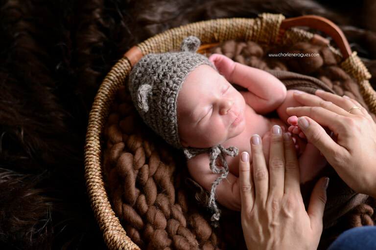 92, Aline Deguy, Amien, Angers, bébé, Bordeaux, Brest, Bretagne, Caen, Dijon, Formation, France, french, Grenoble, hauts de seine, Le Mans, Lille, Limoges, lumière naturelle, Lunel, Lyon, Marseille, Montpellier, Nancy, Nantes, Nevers, Newborn Posing, Nimes, nouveau né, Orléans, Paris, photographe, photographie, Poitiers, région parisienne, Reims, Rennes, Strasbourg, studio, technique, Toulouse, Valence