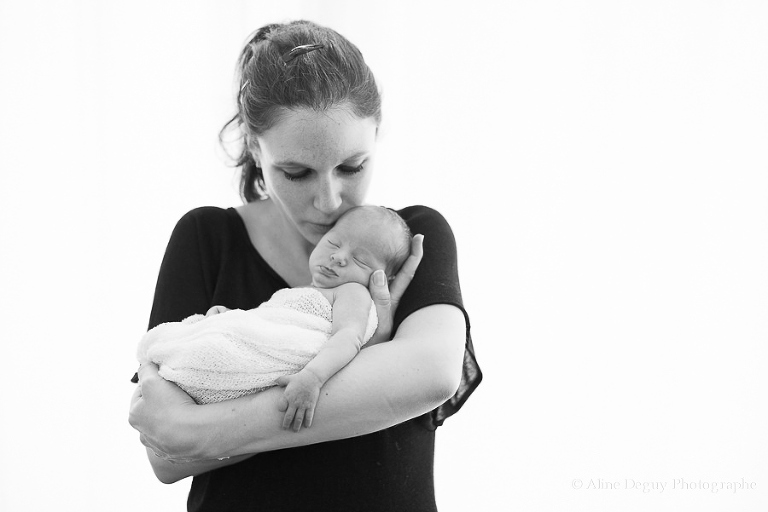 92, Aline Deguy, Amien, Angers, bébé, Bordeaux, Brest, Bretagne, Caen, Dijon, Formation, France, french, Grenoble, hauts de seine, Le Mans, Lille, Limoges, lumière naturelle, Lunel, Lyon, Marseille, Montpellier, Nancy, Nantes, Nevers, Newborn Posing, Nimes, nouveau né, Orléans, Paris, photographe, photographie, Poitiers, région parisienne, Reims, Rennes, Strasbourg, studio, technique, Toulouse, Valence