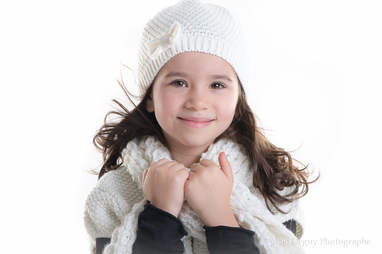 photographe, Aline Deguy, enfant, studio, paris, région parisienne, 75, 77, 78, 91, 92, 93, 94, 95, portrait, site internet, Nanterre, Boulogne, Rueil, Suresnes, Puteaux , famille, bébé