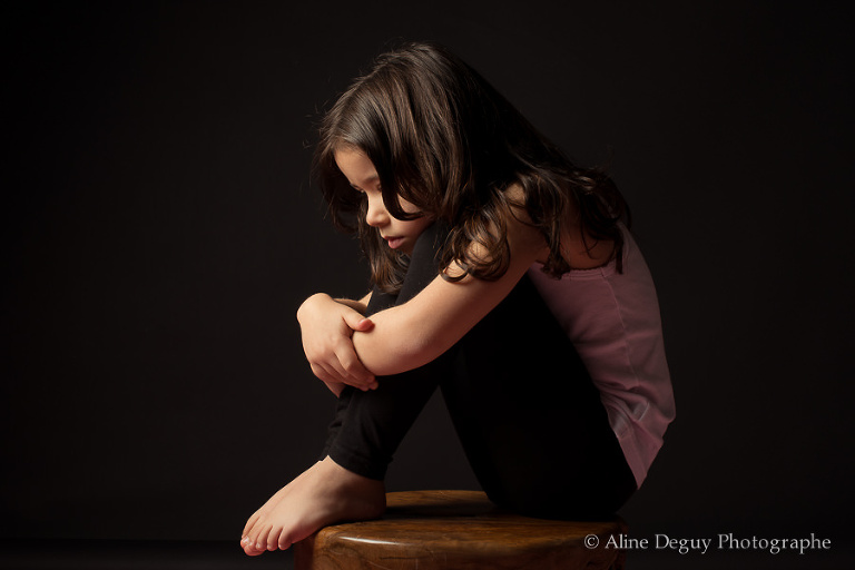 photographe, Aline Deguy, enfant, studio, paris, région parisienne, 75, 77, 78, 91, 92, 93, 94, 95, portrait, site internet, Nanterre, Boulogne, Rueil, Suresnes, Puteaux , famille, bébé