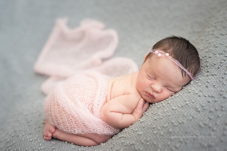 Photographe, bébé, nouveau-né, Aline Deguy, Paris, Nanterre, Suresnes, Puteaux, Boulogne, Rueil, Chatou, Marne la coquette